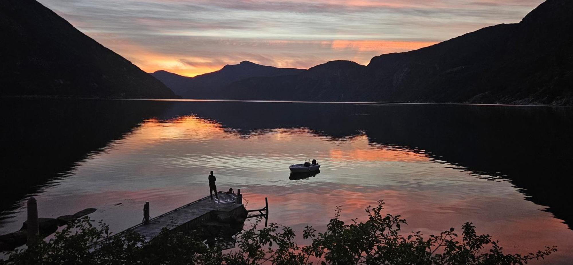 Вилла Fjordperlen Эйдфьорд Экстерьер фото